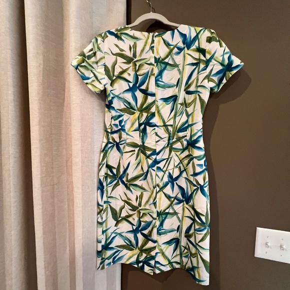 Liz Claiborne Floral Silk Dress, Blue, Green, Lined Midi, Short Sleeve, Size 6 - Picture 2 of 14